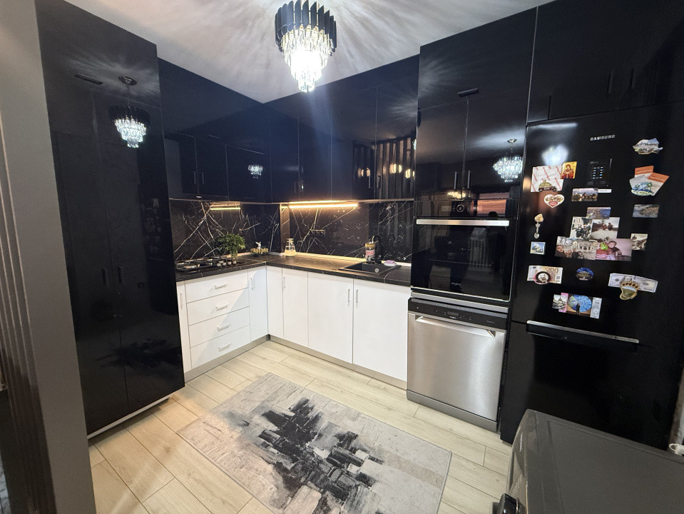 Apartament 3 camere, open-space 61 mp, Centru, zona Gradina Botanica