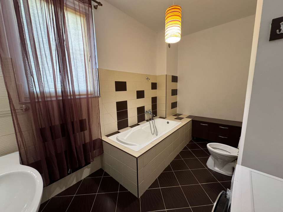 Închiriere Penthouse în centrul Clujului, 150 mp.,+ terasă de 90 mp.