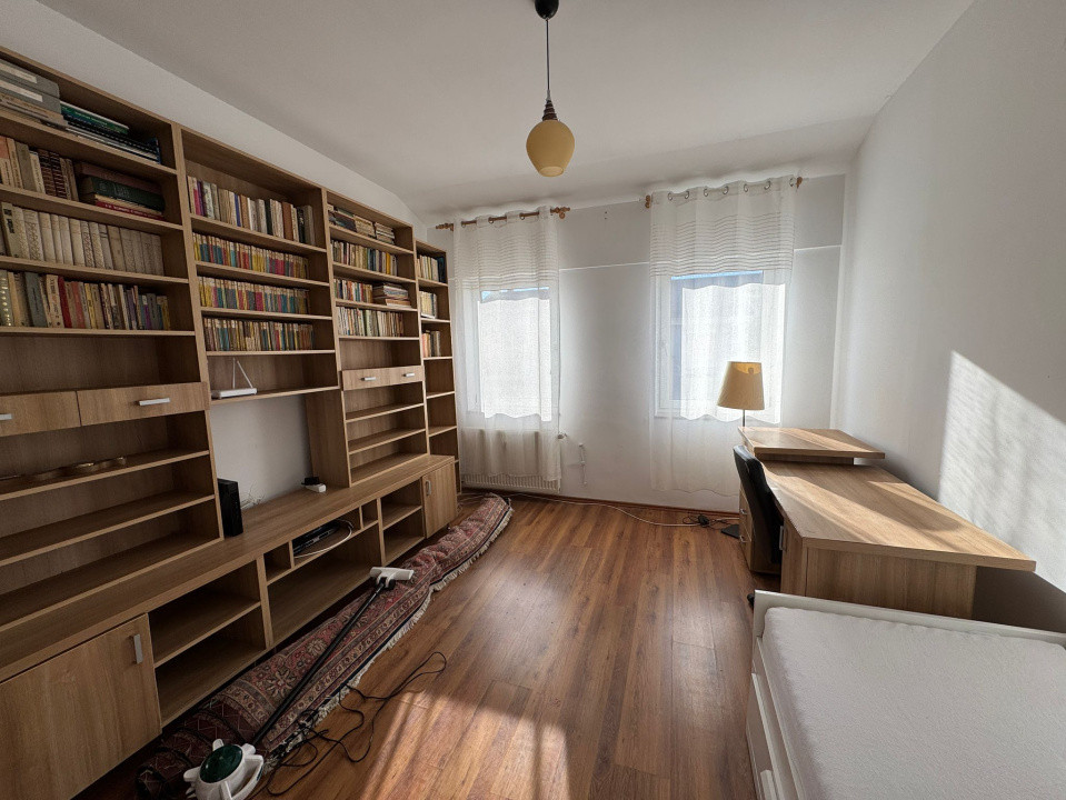 Închiriere Penthouse în centrul Clujului, 150 mp.,+ terasă de 120 mp.