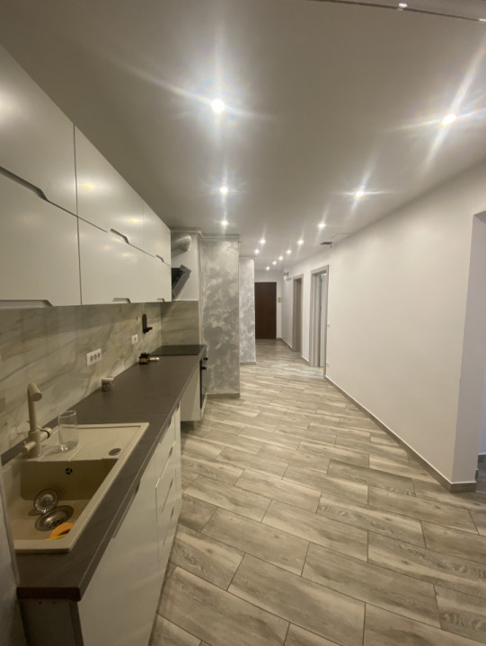 Vânzare apartament 3 camere Centrul Civic Brașov