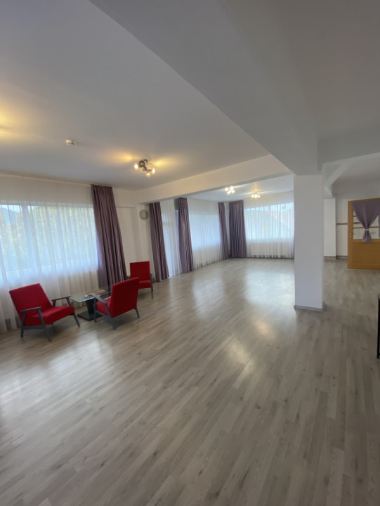 Inchiriere vilă Brașov 400 mp