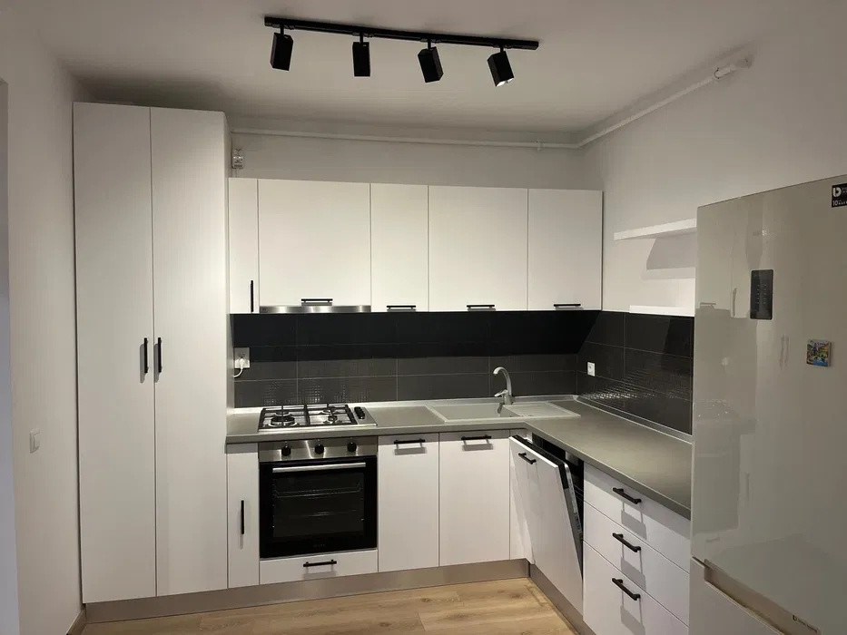 Apartament de inchiriat 3 camere | 65 mp | Selimbar
