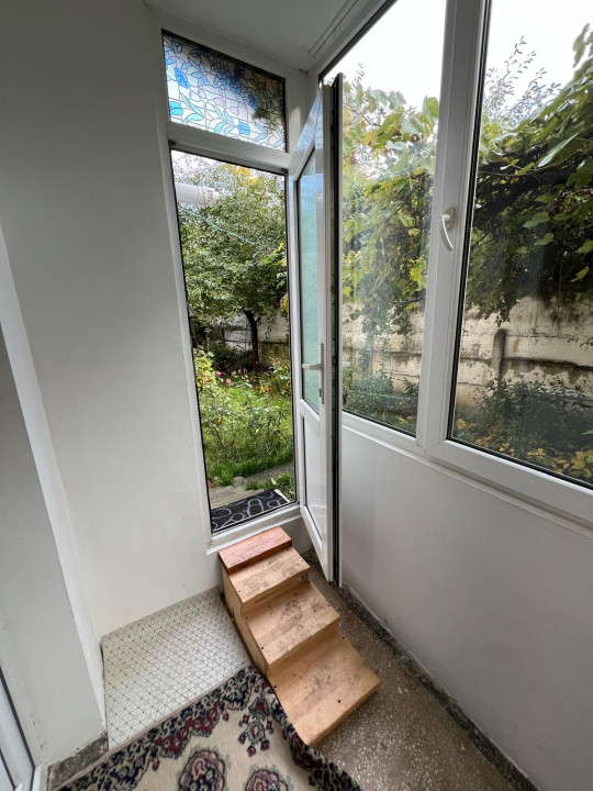 Agentie, ofer spre inchiriere apartament 3 camere langa Colina