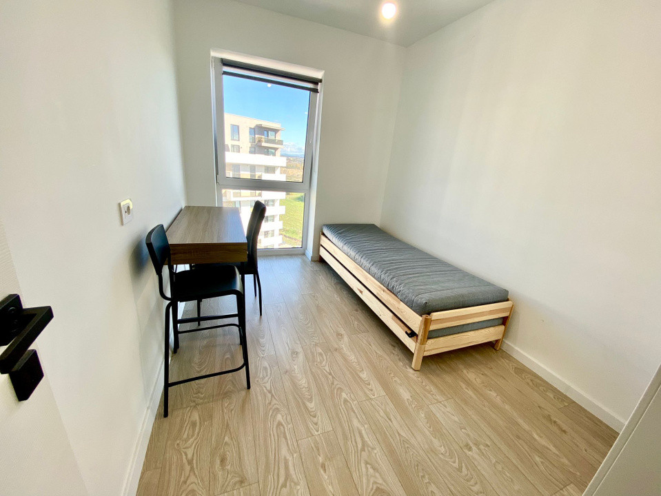 Apart 3 camere, decomandate, mobilat, utilat, loc de parcare, zona Prima Nufarul