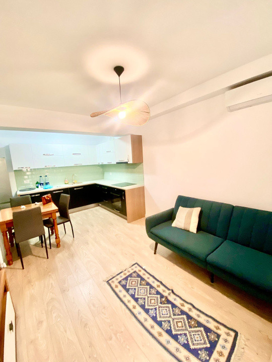 Apart 3 camere, decomandate, mobilat, utilat, loc de parcare, zona Prima Nufarul