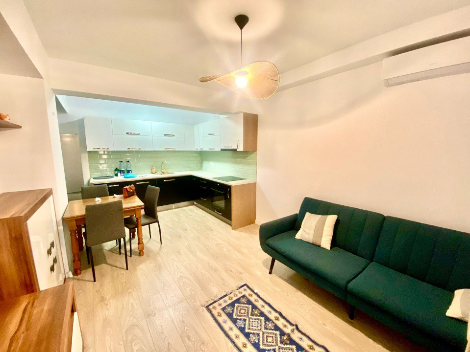 Apart 3 camere, decomandate, mobilat, utilat, loc de parcare, zona Prima Nufarul