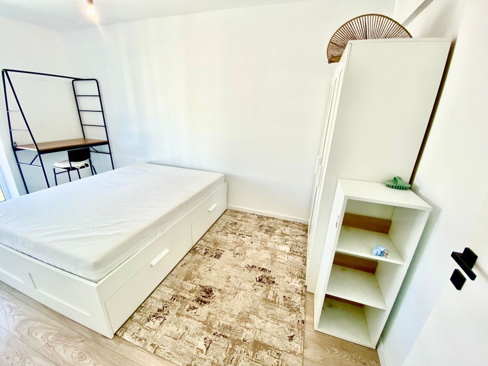 Apart 3 camere, decomandate, mobilat, utilat, loc de parcare, zona Prima Nufarul