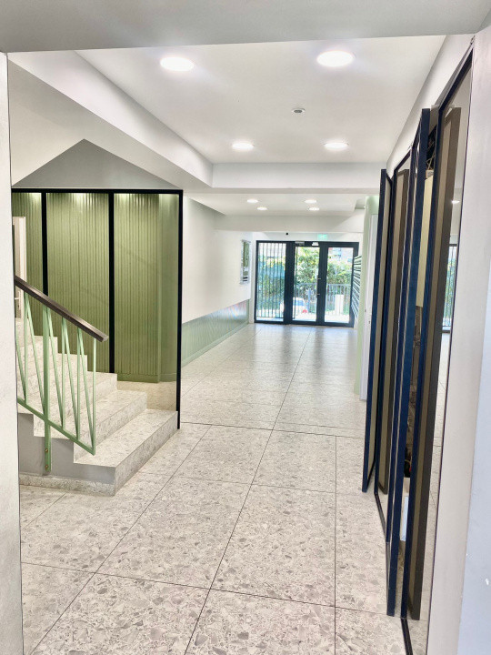 Apart 3 camere, decomandate, mobilat, utilat, loc de parcare, zona Prima Nufarul