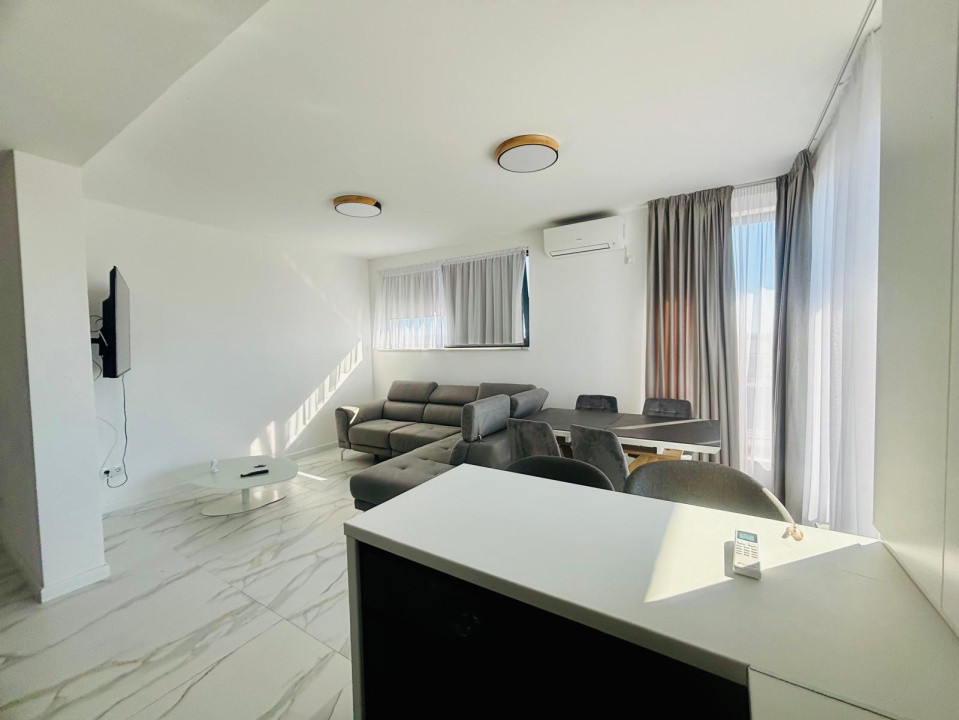 De închiriat Penthouse modern 