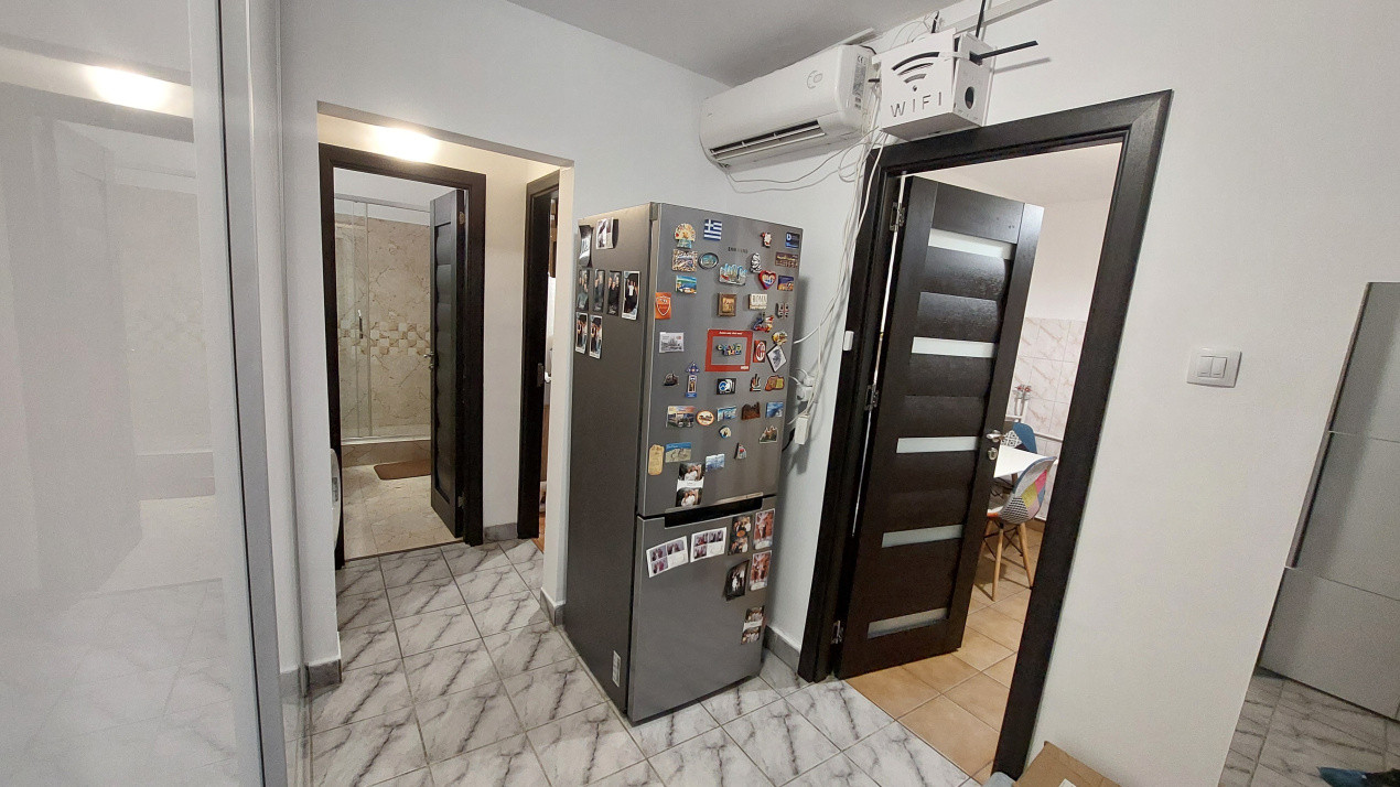 Apartament doua camere decomandat, etajul 3, Brazda zona Scoala 23