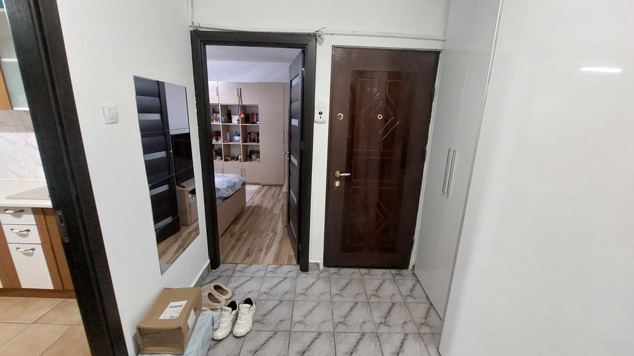 Apartament doua camere decomandat, etajul 3, Brazda zona Scoala 23