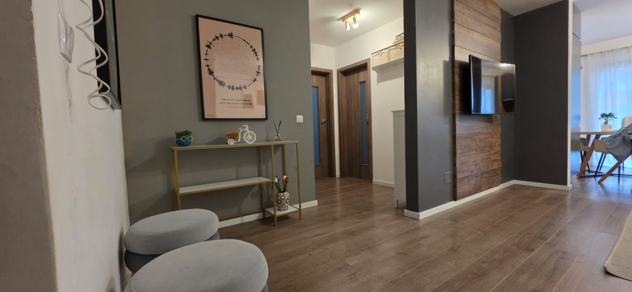 Apartament de vânzare | 3 camere - 60 mp | zona Calea Surii Mici