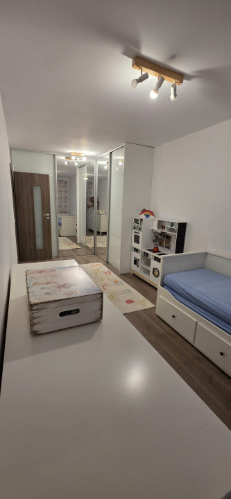 Apartament de vânzare | 3 camere - 60 mp | zona Calea Surii Mici