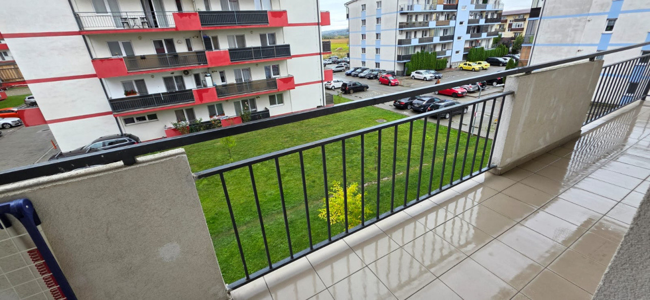 Apartament de vânzare | 3 camere - 60 mp | zona Calea Surii Mici