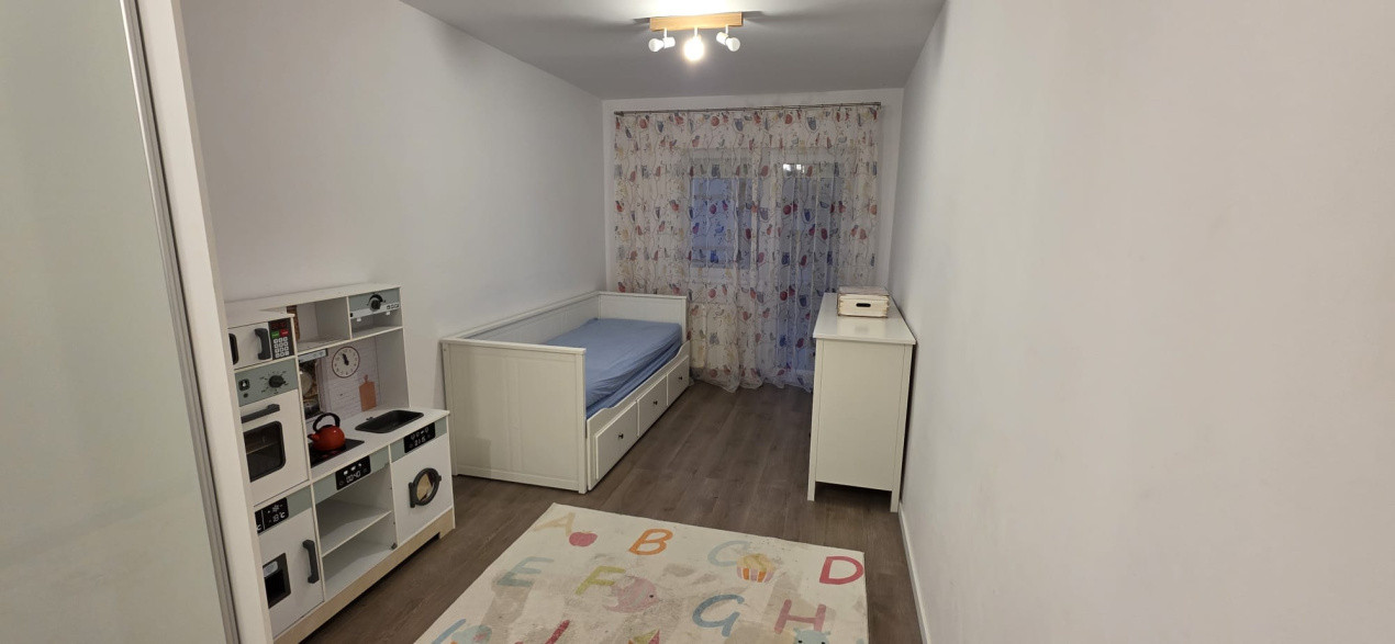 Apartament de vânzare | 3 camere - 60 mp | zona Calea Surii Mici