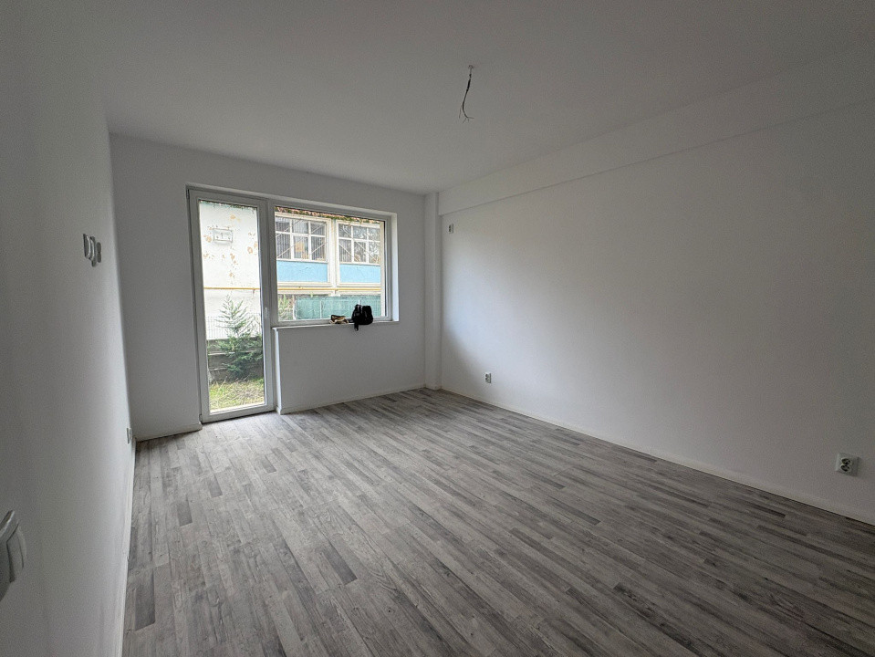 Apartament, 2 camere, 50 mp, decomandat, Centru, Zona Scoala Anton Pann