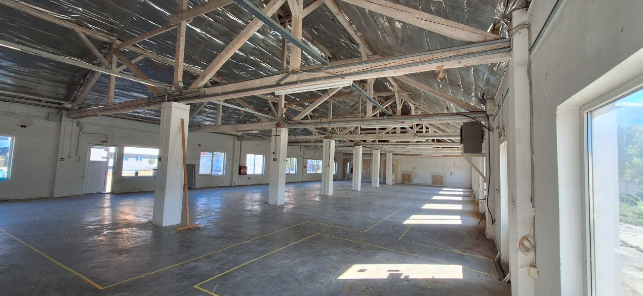 Hală industrială - depozitare, suprafață utilă 750 mp, strada Oneștilor, Oradea