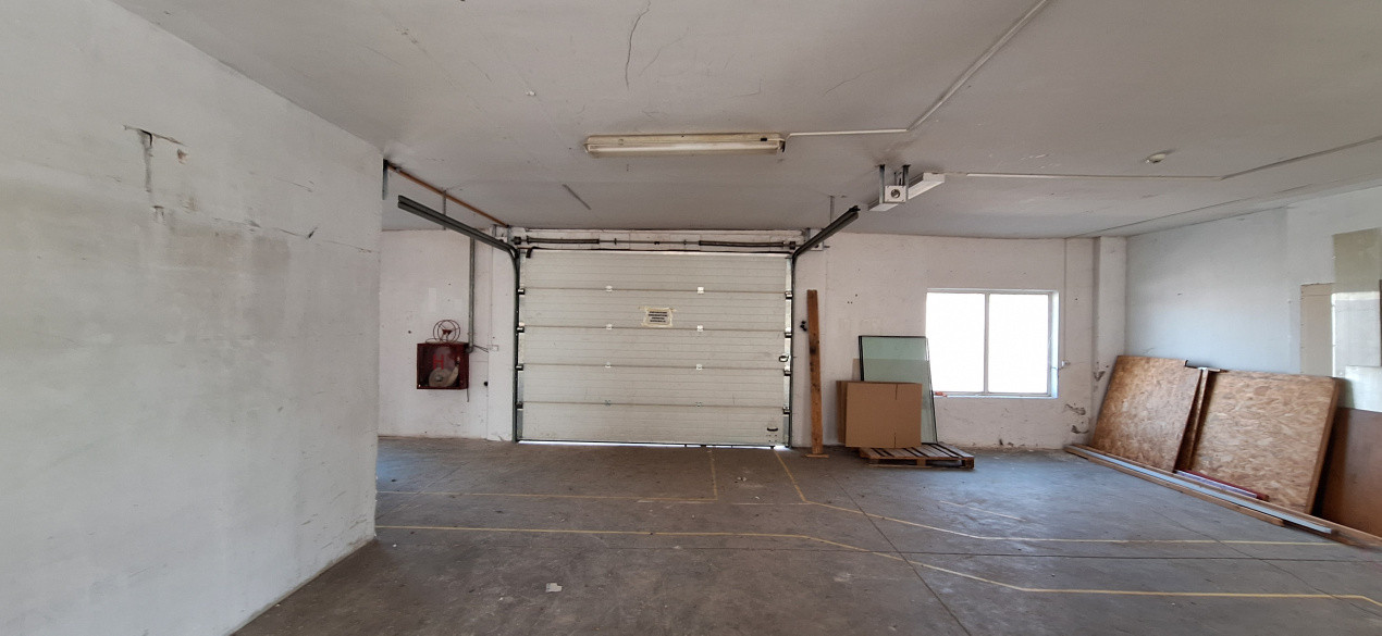 Hală industrială- depozitare, suprafață utilă 750 mp, strada Oneștilor, Oradea