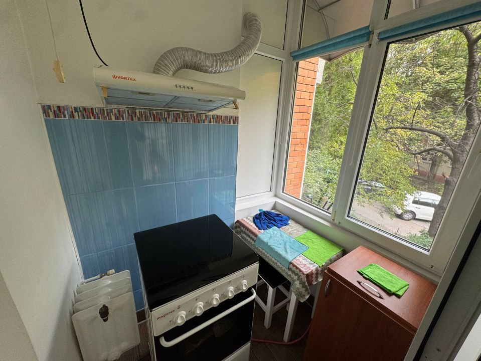 Apartament 4 camere, decomandat, 98.42mp, cartier 1 Mai, zona Insula