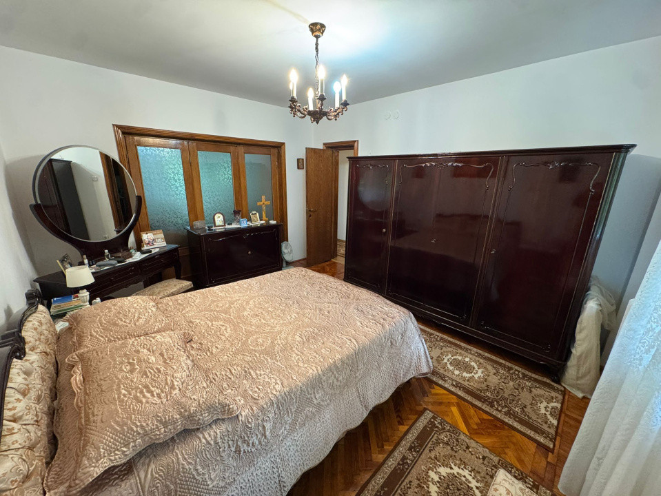 Apartament 4 camere, decomandat, 98.42mp, cartier 1 Mai, zona Insula