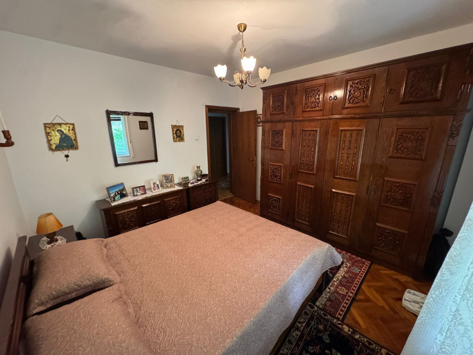 Apartament 4 camere, decomandat, 98.42mp, cartier 1 Mai, zona Insula