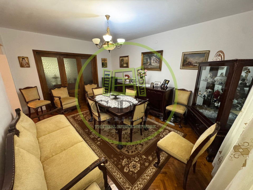 Apartament 4 camere, decomandat, 98.42mp, cartier 1 Mai, zona Insula