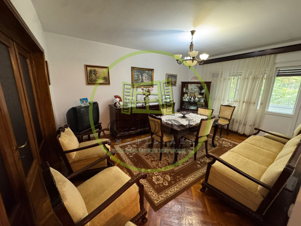 Apartament 4 camere, decomandat, 98.42mp, cartier 1 Mai, zona Insula