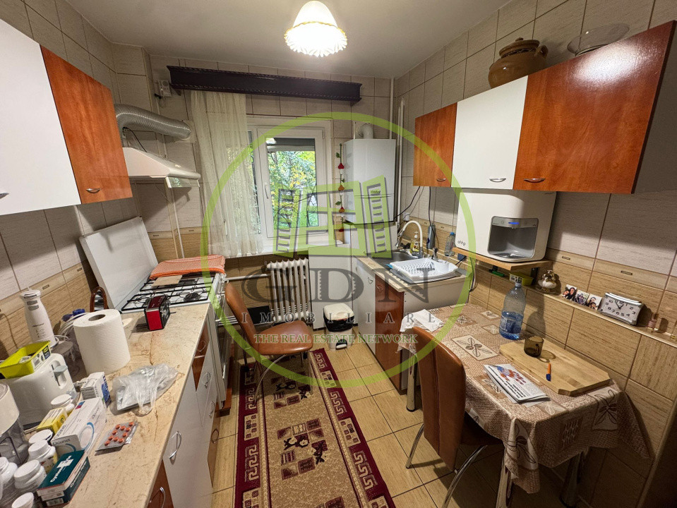 Apartament 4 camere, decomandat, 98.42mp, cartier 1 Mai, zona Insula