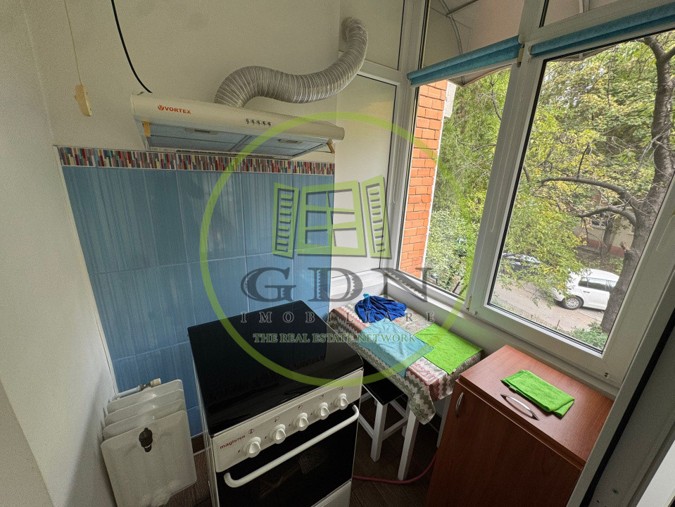 Apartament 4 camere, decomandat, 98.42mp, cartier 1 Mai, zona Insula