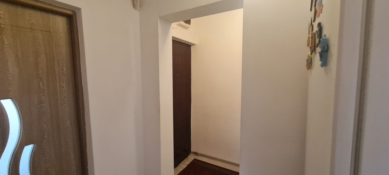 Apartament 2 camere zona Piata Moldovei
