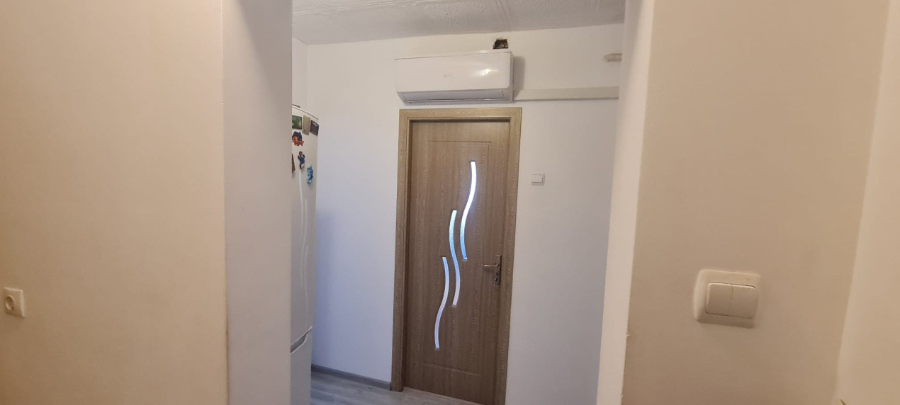 Apartament 2 camere zona Piata Moldovei
