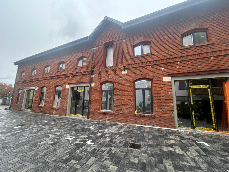 Spatiu comercial, 300mp, Central