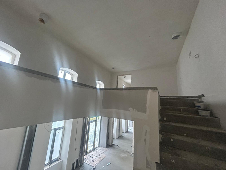 Spatiu comercial, 300mp, Central