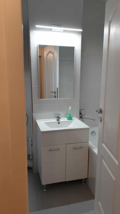 Apartament 2 camere de închiriat – Strada Toamnei