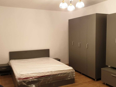 Apartament 2 camere de închiriat – Strada Toamnei