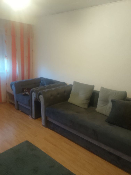 Garsoniera, 28 mp utili, zona Trei Stejari