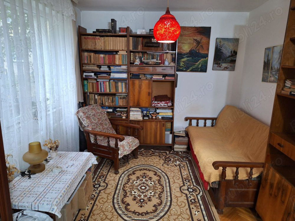 De vanzare apartament 4 camere cartierul Sasar