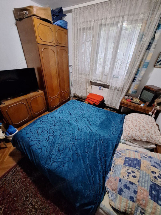 De vanzare apartament 4 camere cartierul Sasar