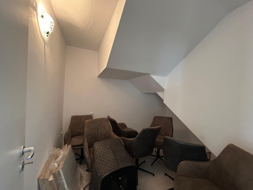  Casa P+1, 300 mp teren, 109 mp utili, zona Oltenia Garden