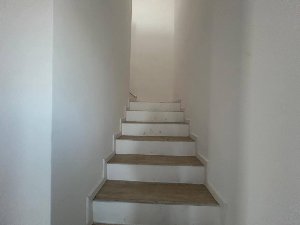  Casa P+1, 300 mp teren, 109 mp utili, zona Oltenia Garden