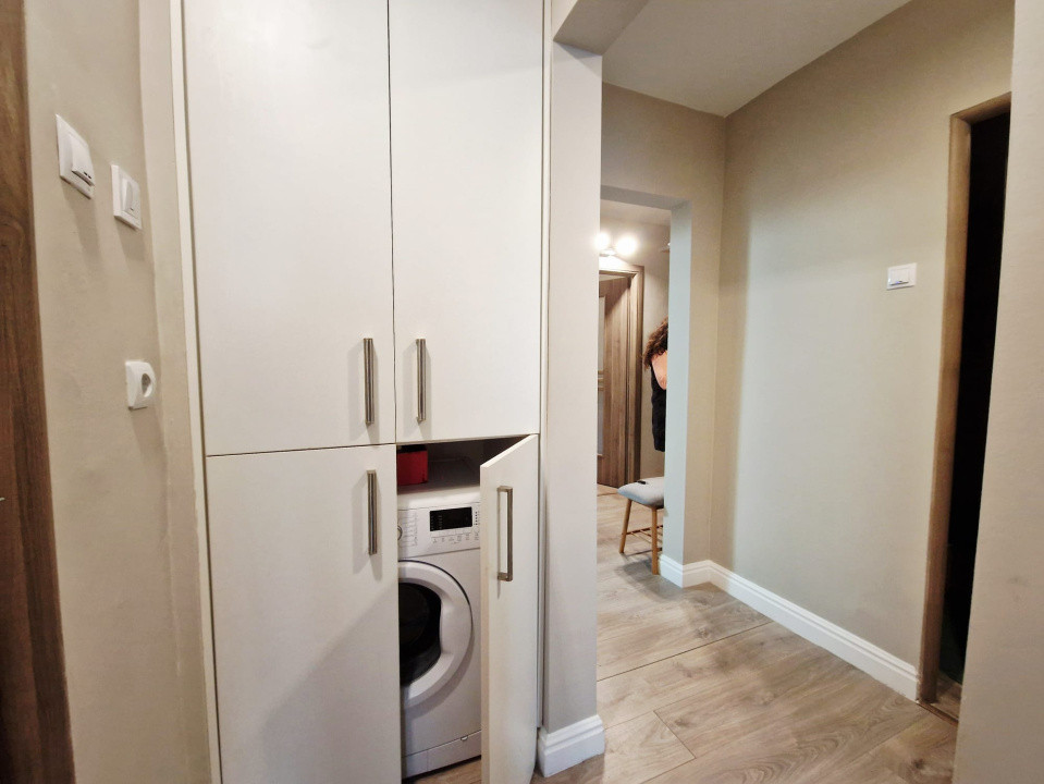 Oportunitate!Vânzare apartament. cu 3 cam., Zorilor