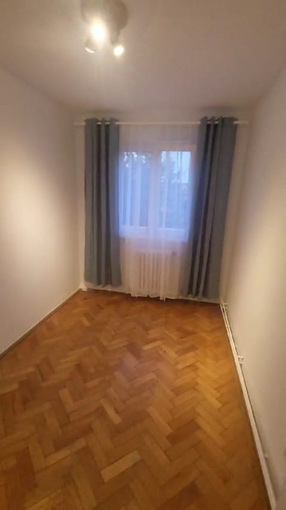 Apartament 3 camere ,67 mp utili