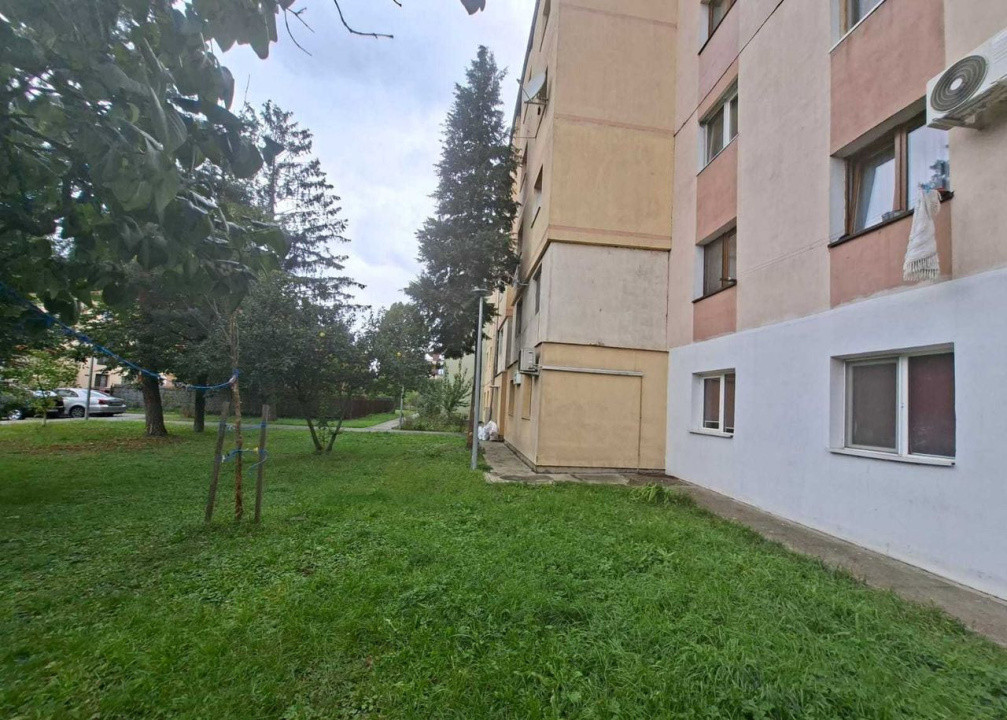 Apartament 2 camere | 37 mp | etaj 3/4– de vânzare pe Str. Roșiorilor
