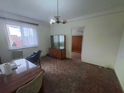 Apartament 2 camere | 37 mp | etaj 3/4– de vânzare pe Str. Roșiorilor