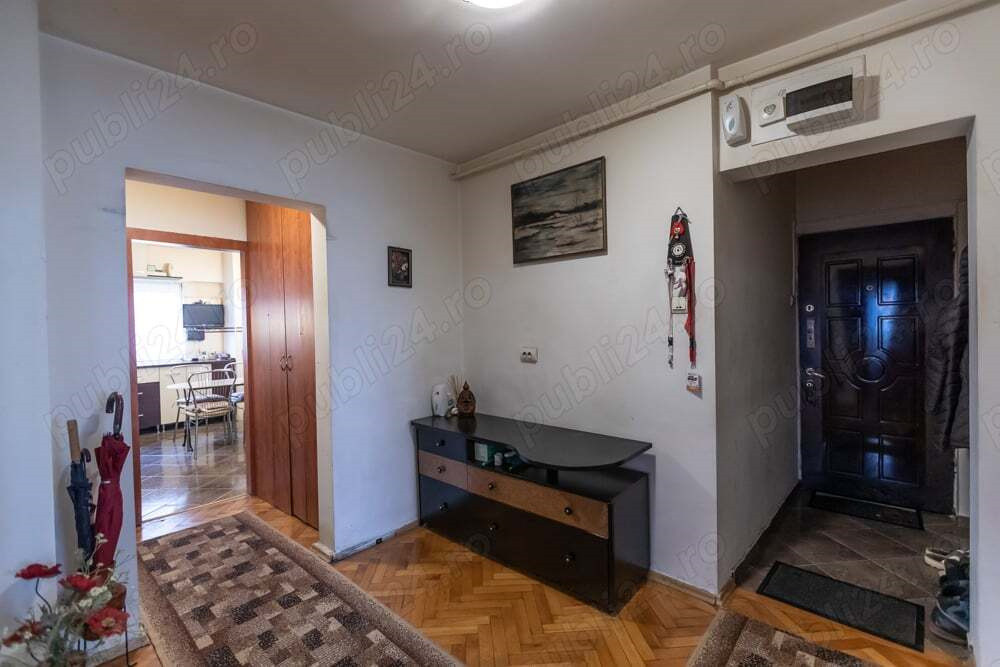 Apartament 4 camere de vânzare – Centru Civic 