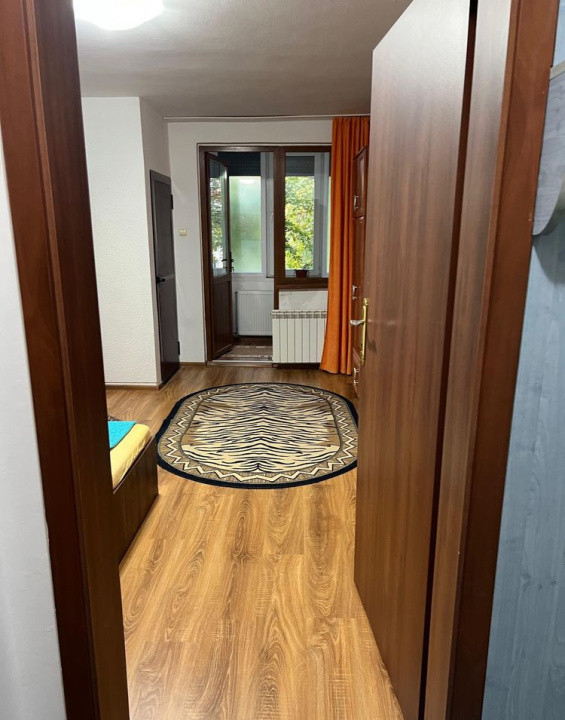 Garsonieră de închiriat – Zona Astra, Strada Traian