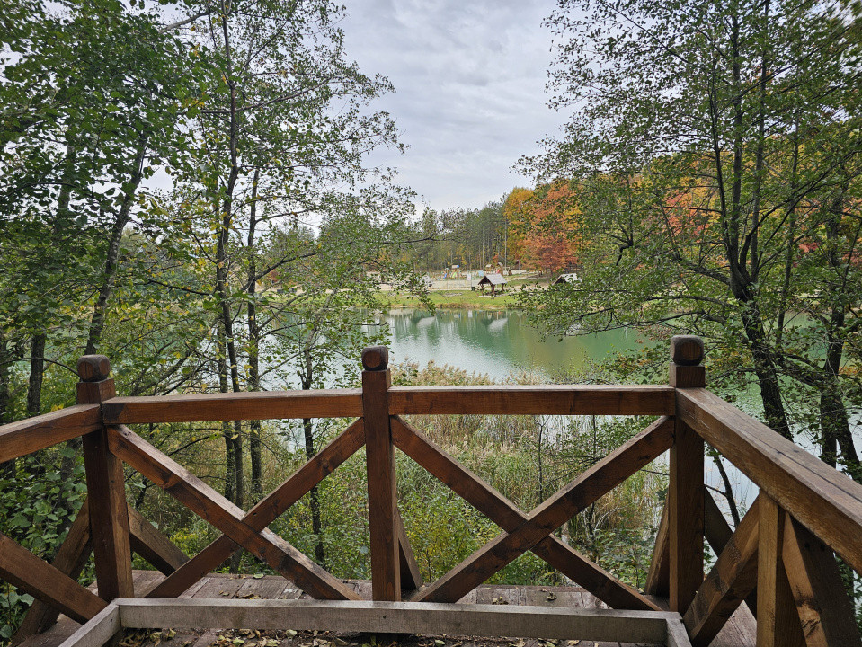 Teren intravilan 2000 mp zona Lac Stei