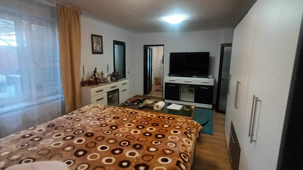 Apartament 2 camere, 80 mp utili, zona Turnisor