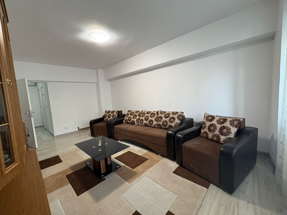 Apartament, 2 camere, 65 mp, decomandat, Calea Bucuresti, Zona Universitatii
