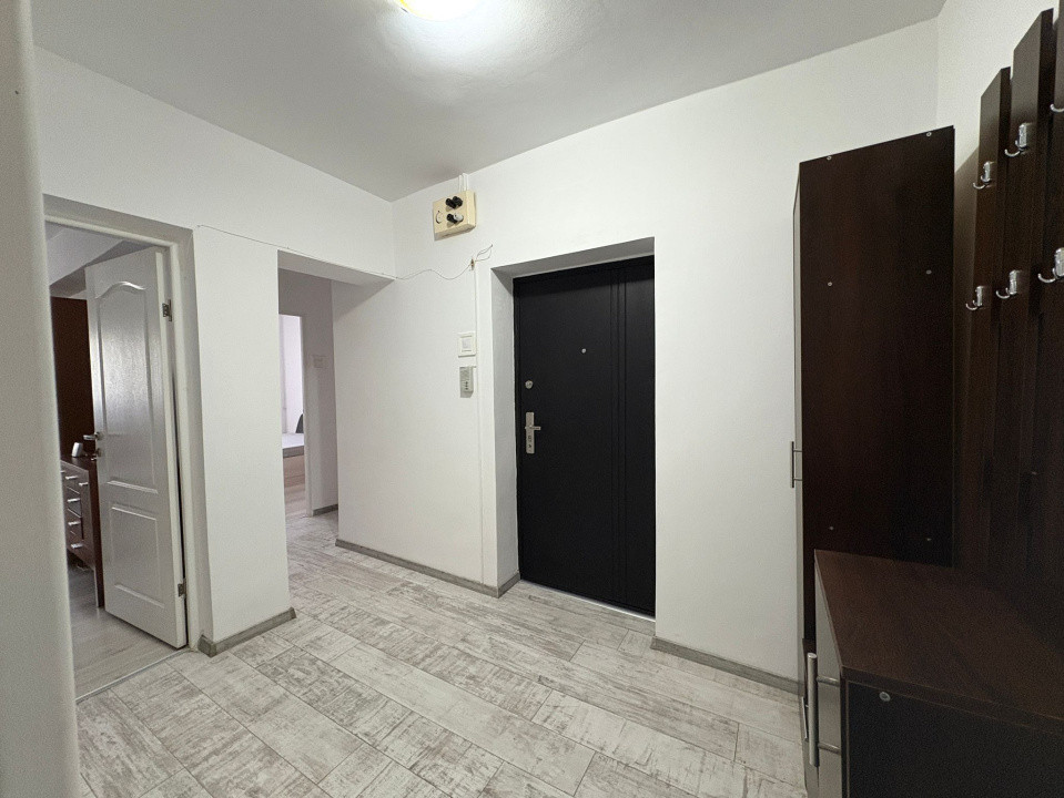 Apartament, 2 camere, 65 mp, decomandat, Calea Bucuresti, Zona Universitatii